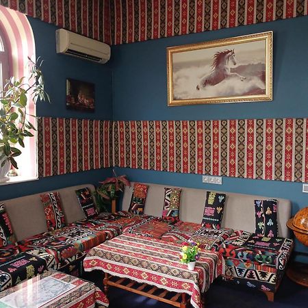 Cth-Baku-Hostel Bagian luar foto