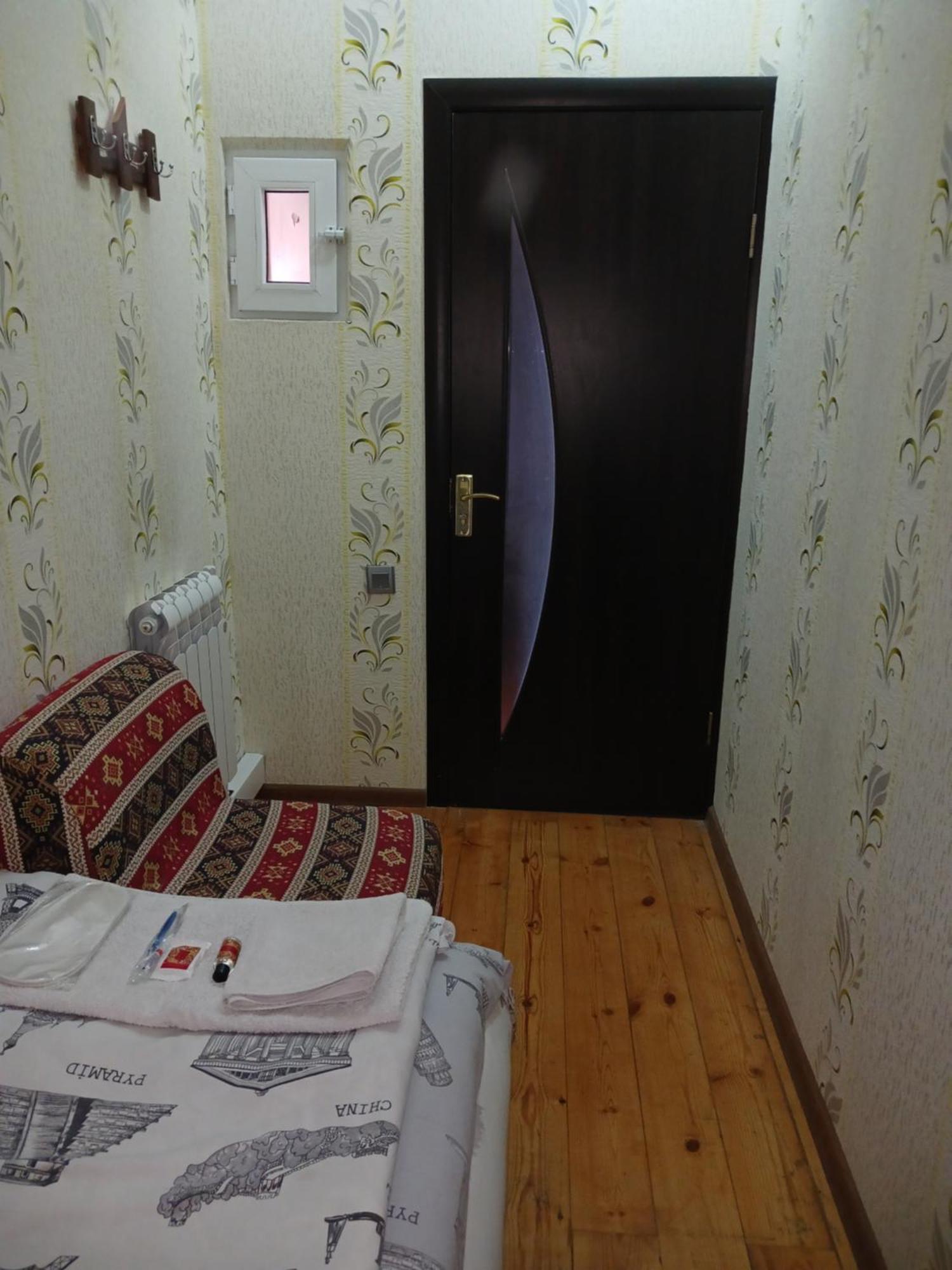 Cth-Baku-Hostel Bagian luar foto