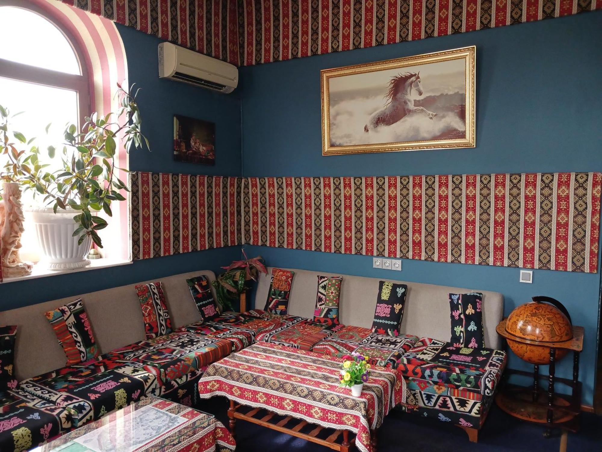 Cth-Baku-Hostel Bagian luar foto