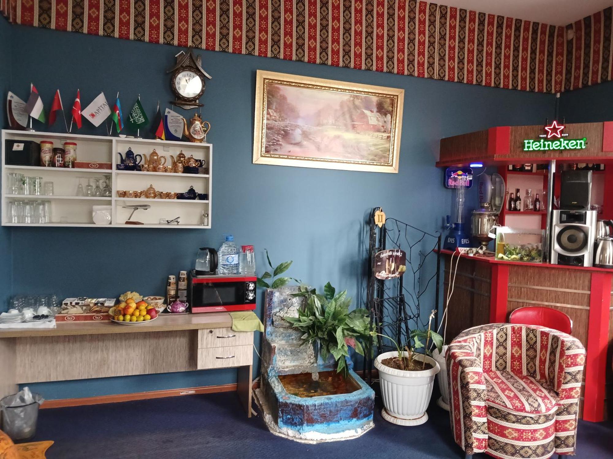 Cth-Baku-Hostel Bagian luar foto