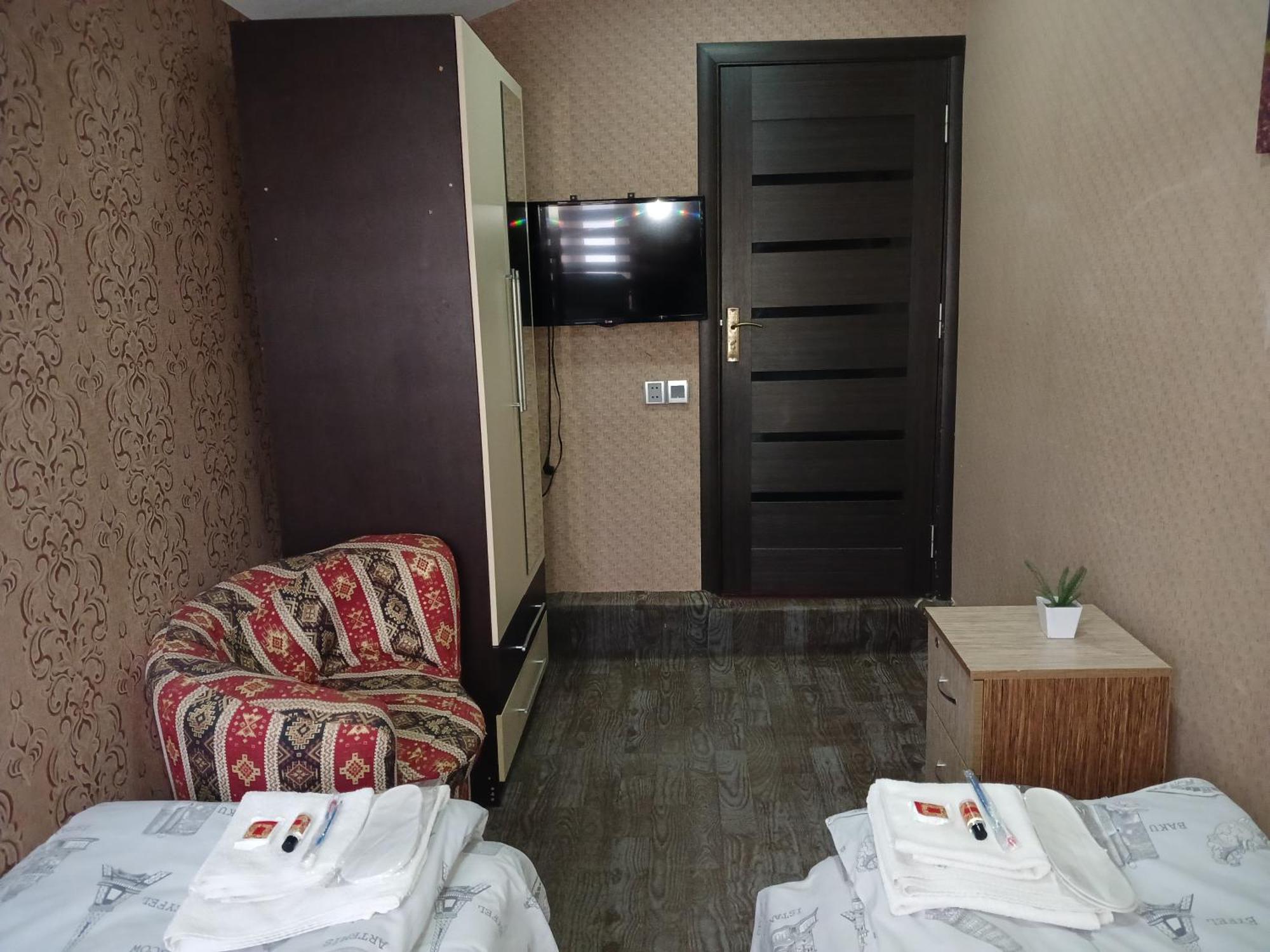 Cth-Baku-Hostel Bagian luar foto