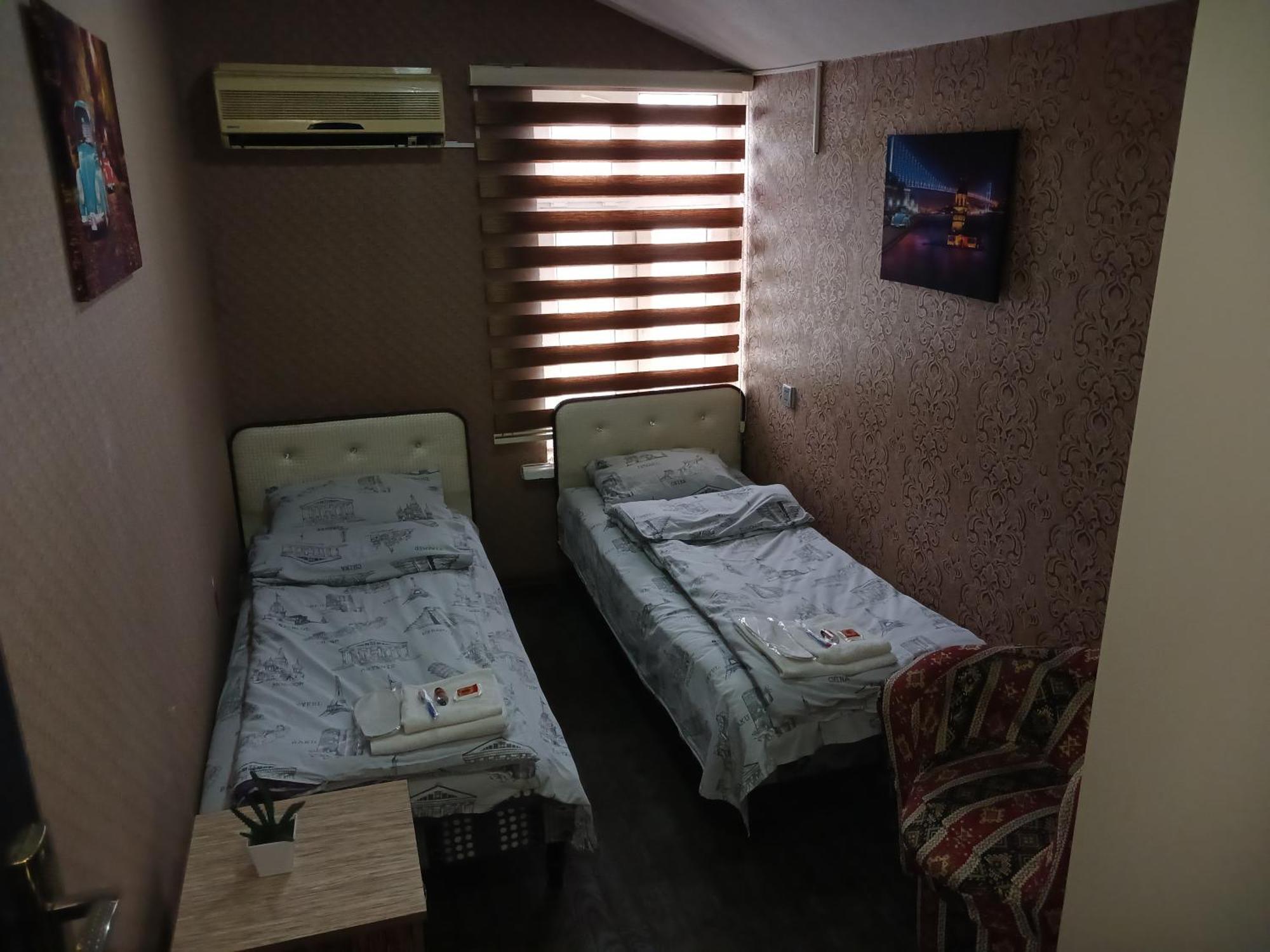 Cth-Baku-Hostel Bagian luar foto