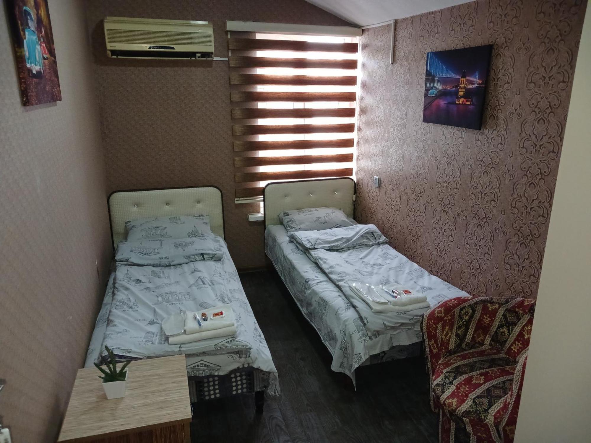 Cth-Baku-Hostel Bagian luar foto
