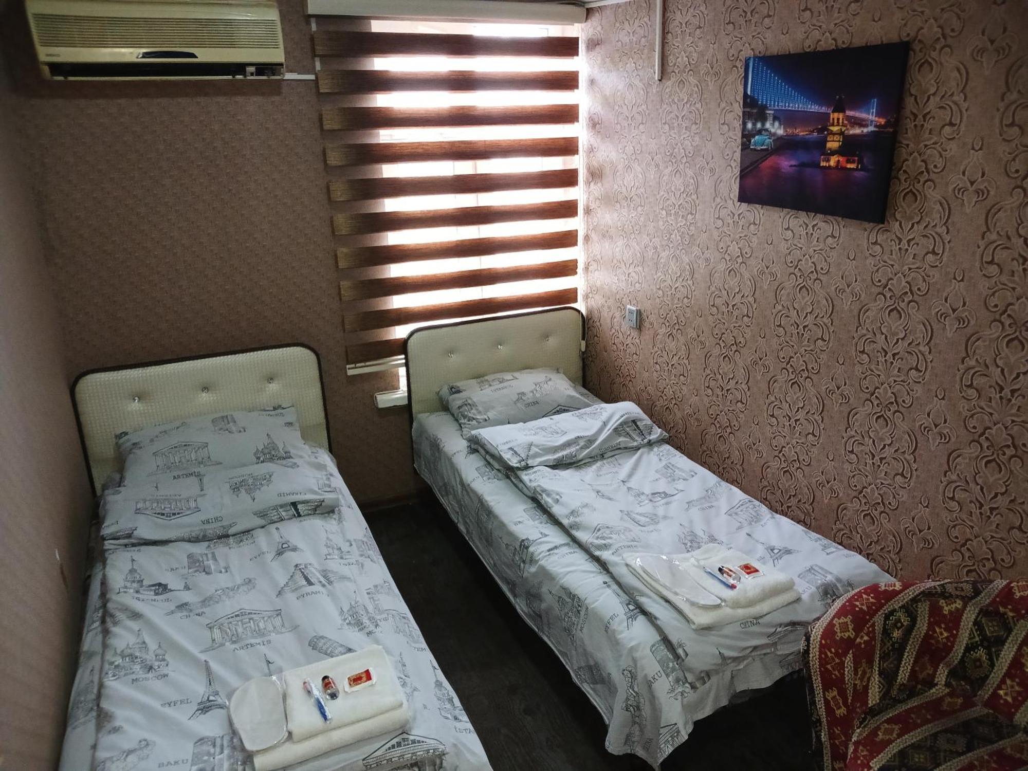 Cth-Baku-Hostel Bagian luar foto