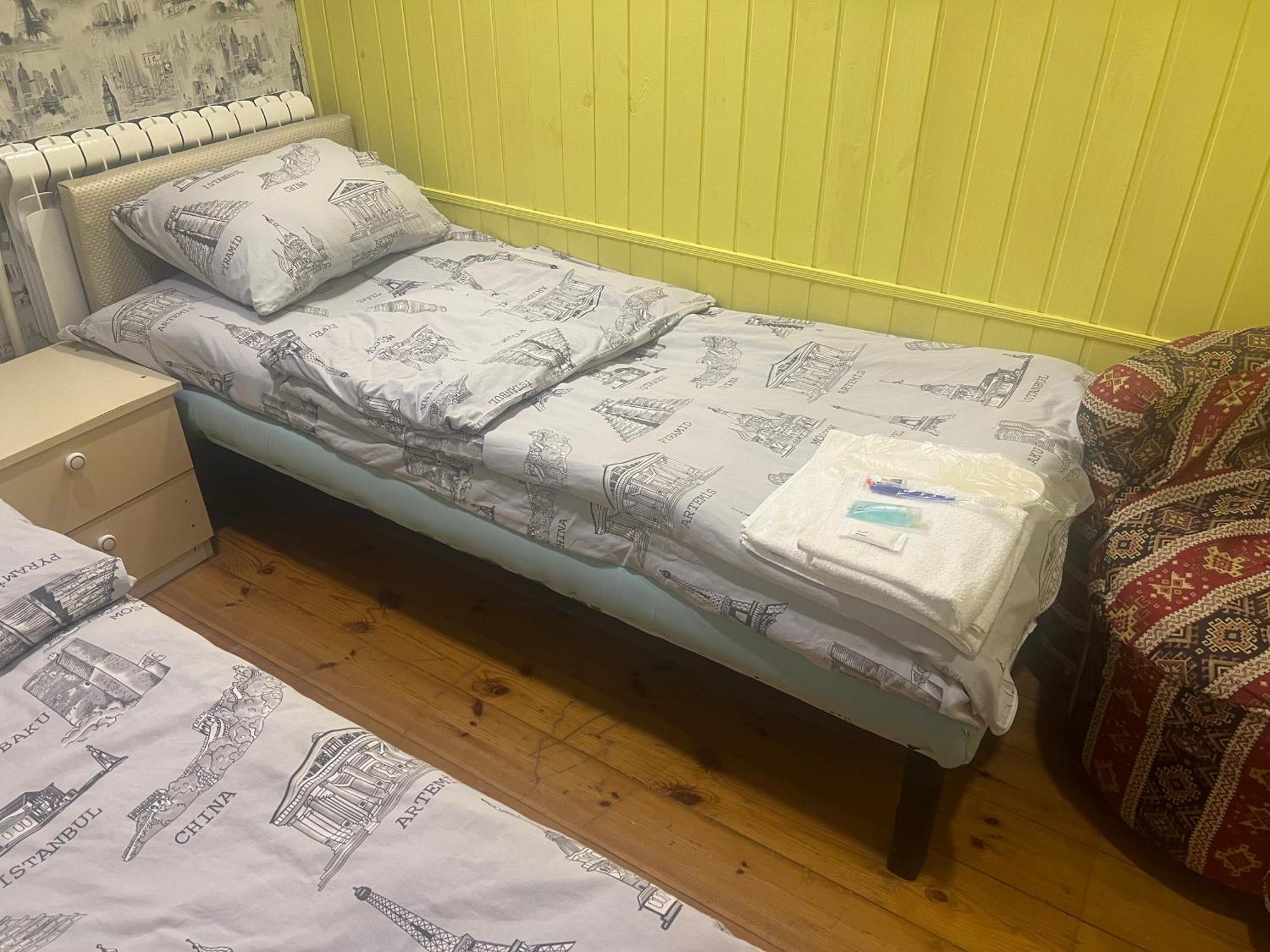 Cth-Baku-Hostel Bagian luar foto