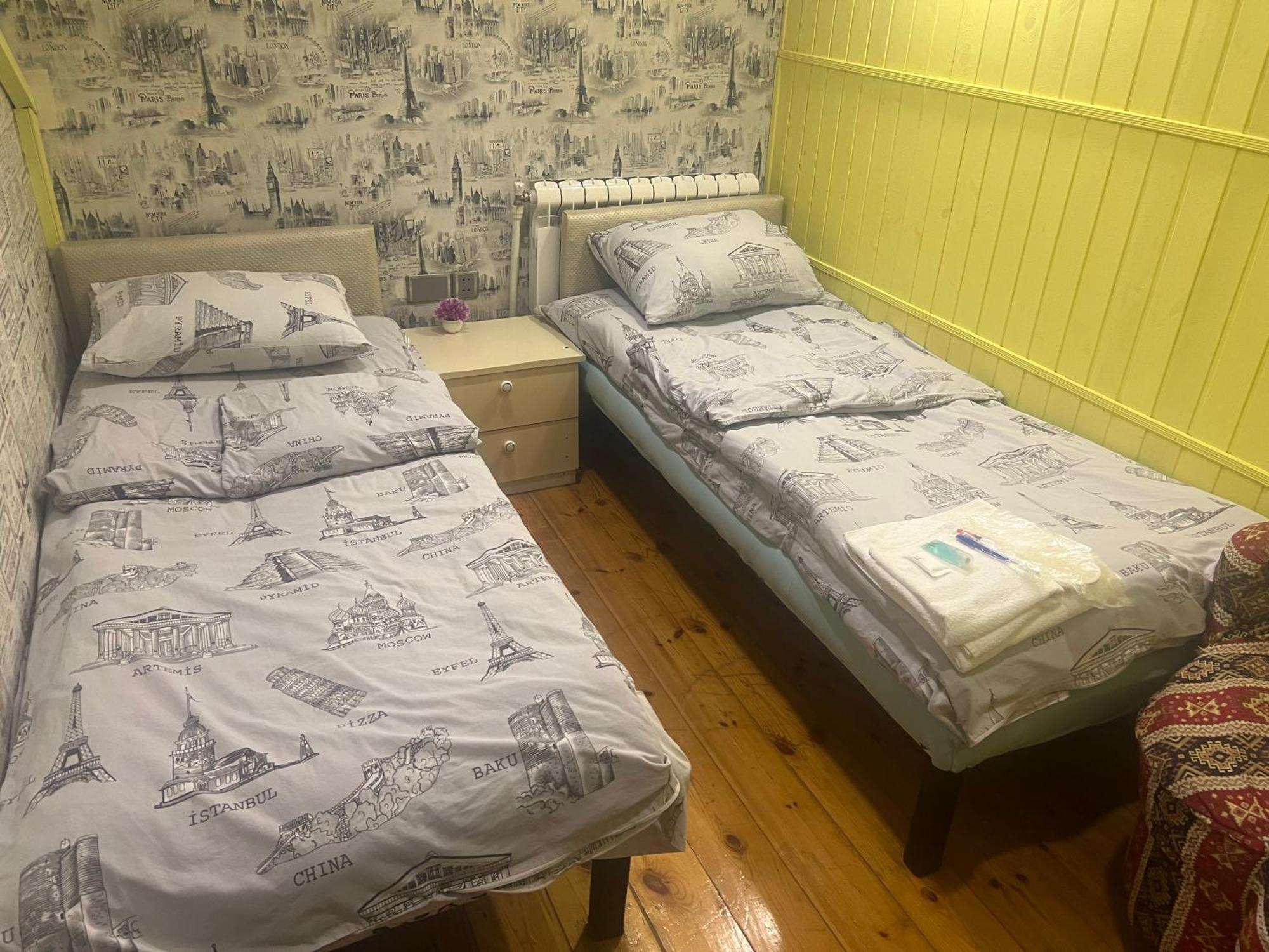 Cth-Baku-Hostel Bagian luar foto