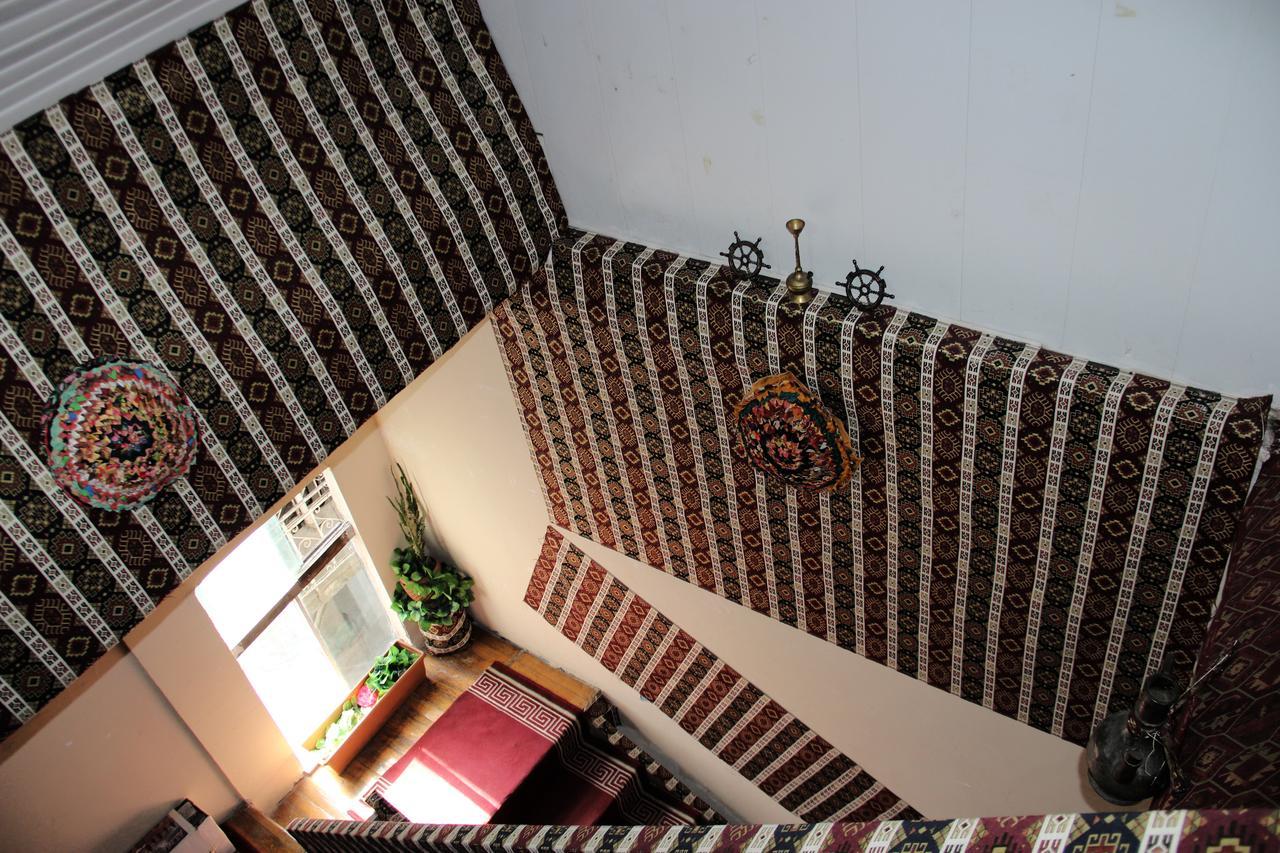 Cth-Baku-Hostel Bagian luar foto