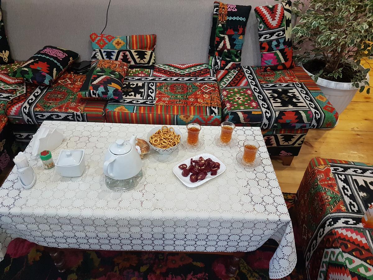 Cth-Baku-Hostel Bagian luar foto
